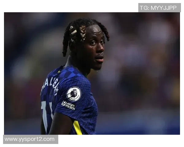 查洛巴回忆初恋球衣与足球友谊大罗芒特的故事