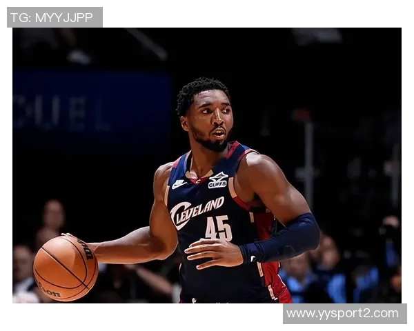 米切尔盛赞泰森的努力与进步期待他未来更辉煌的表现 米切尔盛赞泰森的努力与进步期待他未来更辉煌的表现