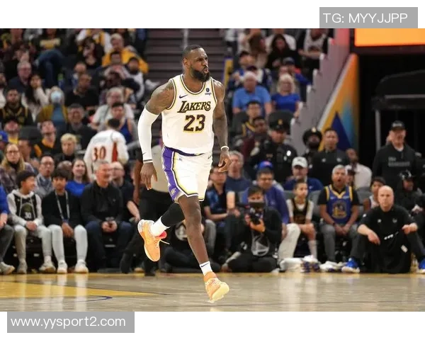 沃西称詹姆斯应撰写成功经验书籍继续震撼世界的篮球传奇之路